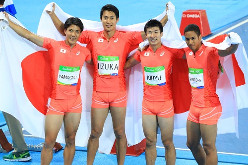 日本、アジア新記録で「銀」…男子４００リレー
